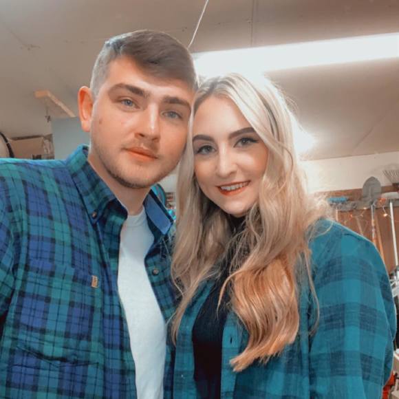 Profile Picture of Eric Manderfield (@eric_duhman) on Poshmark