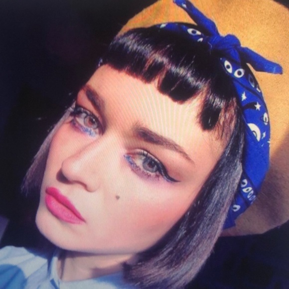 Profile Picture of Richard Antonia (@corle234963) on Poshmark