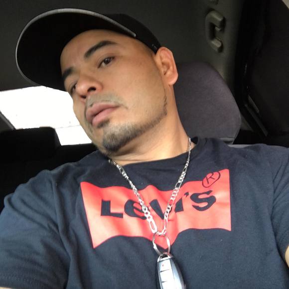 Profile Picture of Esteban Huertero (@huertero123) on Poshmark