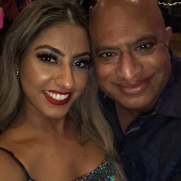 Profile Picture of Paul Lalli (@paullallipop) on Poshmark