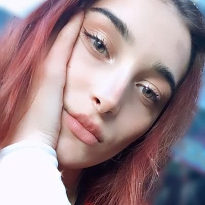 Profile Picture of GÜL 🌹 (@gulaliyeva_) on Twitter