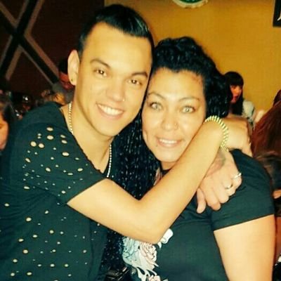 Profile Picture of VALE♛LaBandaDB♡ (@valezoealjo) on Twitter