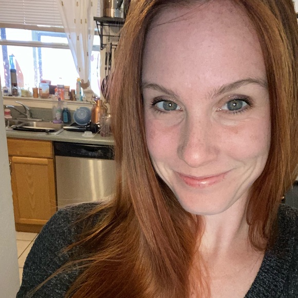 Profile Picture of Taylor Ramseyer (@tramseyer321) on Poshmark