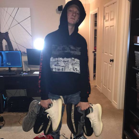 Profile Picture of Alex Ebmeier (@alexebmeied) on Poshmark