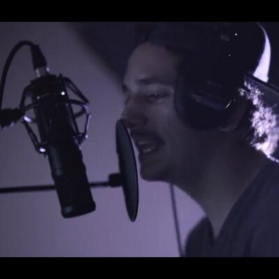 Profile Picture of Tyler Fahey (@tylerfaheymusic) on Twitter