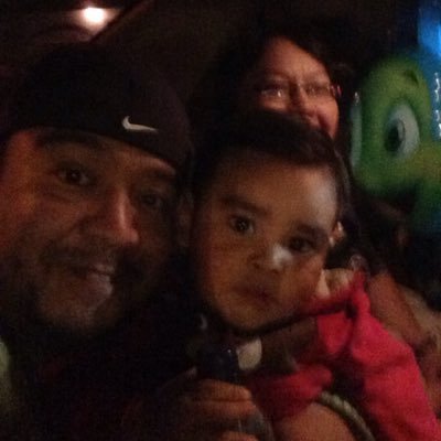 Profile Picture of Alex Arzu (@alxpol04) on Twitter