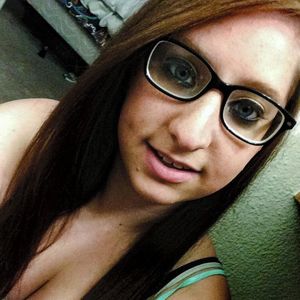 Profile Picture of Nichole Summers (@thinkingxofyou) on Myspace