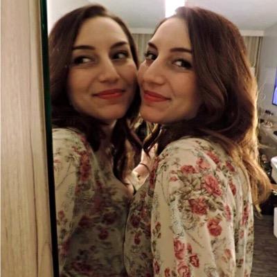Profile Picture of Vicksta (@vix_yaz) on Twitter