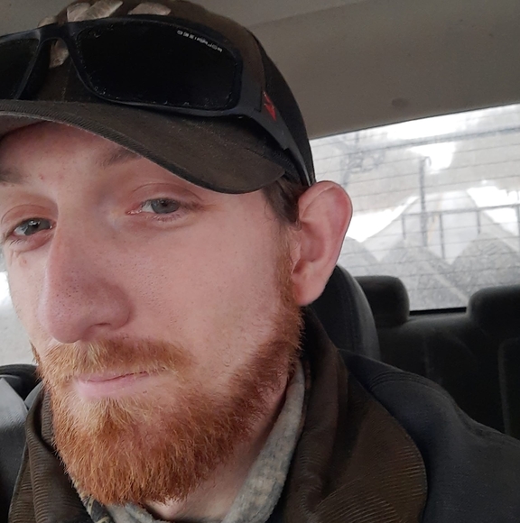 Profile Picture of Adam Vallee (@adamvallee) on Poshmark