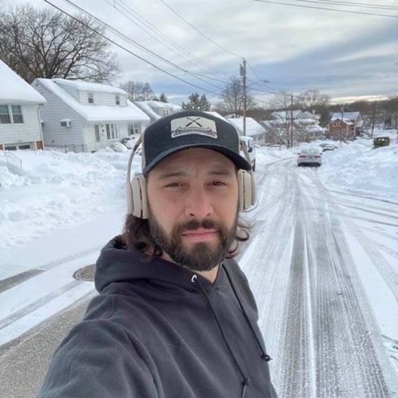 Profile Picture of João luiz Domingos (@jld950) on Poshmark