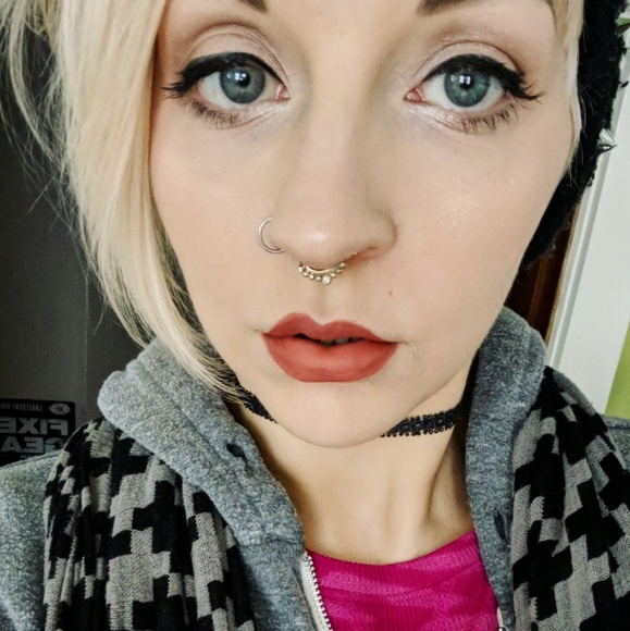 Profile Picture of Izzy Sliker (@dadaizzm) on Poshmark