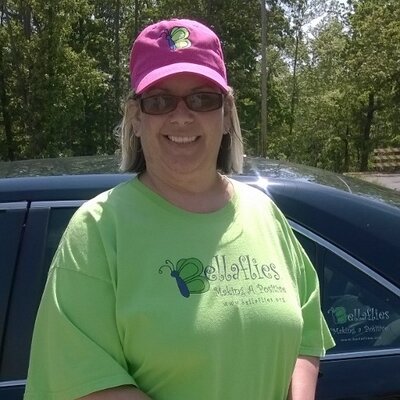 Profile Picture of Michelle Henning (@Michelle_Lynn03) on Twitter