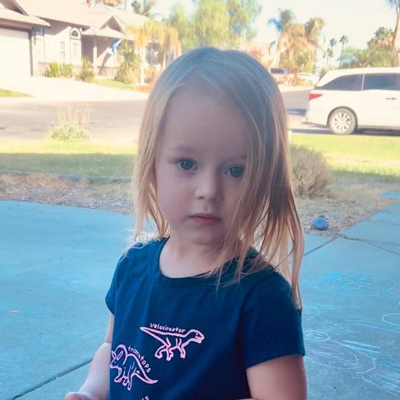 Profile Picture of Sharon Schultz (@sharon_schultz) on Poshmark