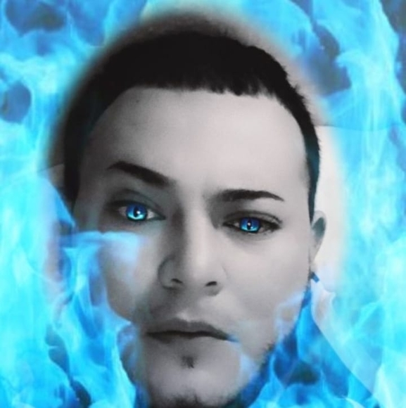 Profile Picture of Alexander Garcia (@alexandergar626) on Poshmark