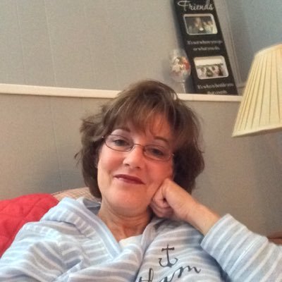 Profile Picture of Lynda Andres (@LyndaWallaceAn1) on Twitter