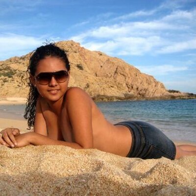 Profile Picture of Denae Varasteh (@DenaeVarastehLj) on Twitter