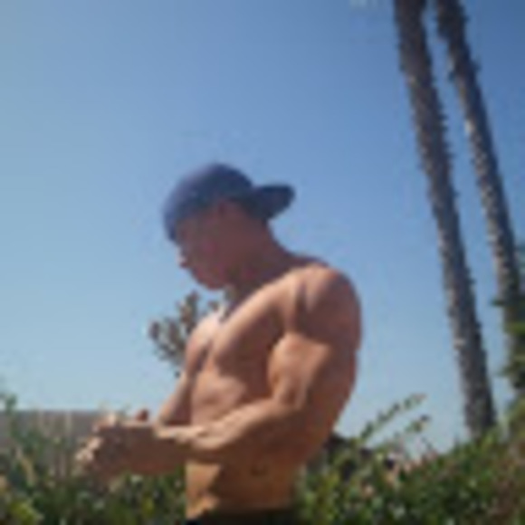 Profile Picture of Chris Bertrand (@fasteron2wheels) on Poshmark