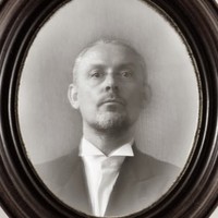 Profile Picture of Neil Mccartney (@neil-mccartney-8) on Quora