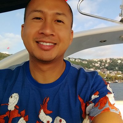 Profile Picture of Mark Without Borders (@MarkBorderless) on Twitter