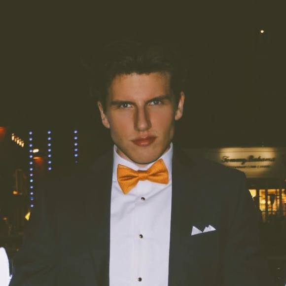 Profile Picture of Oliver Myers (@menttobe13) on Poshmark