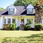 Profile Picture of Amber Romines (@mywilderhouse) on Instagram