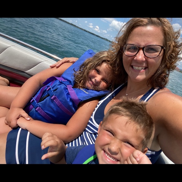 Profile Picture of Brandy Transki (@btranski) on Poshmark