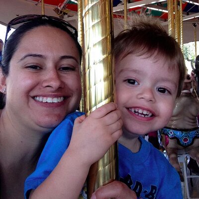 Profile Picture of Danielle Thomure-Albrecht (@dthomure) on Twitter