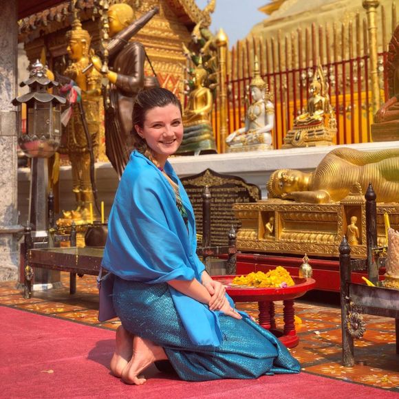 Profile Picture of Julie Jonak (@juliejonak) on Poshmark