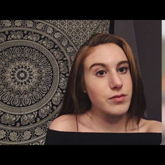 Profile Picture of Avery Dillon (@averydillonn) on Poshmark