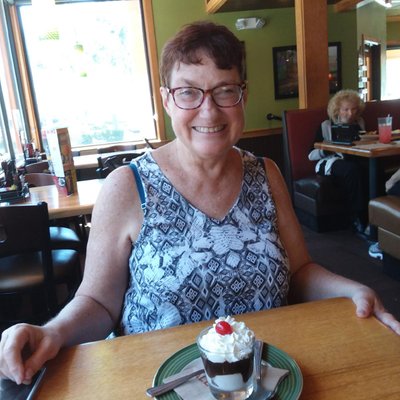 Profile Picture of Catherine Shapiro (@catherineShapir) on Twitter