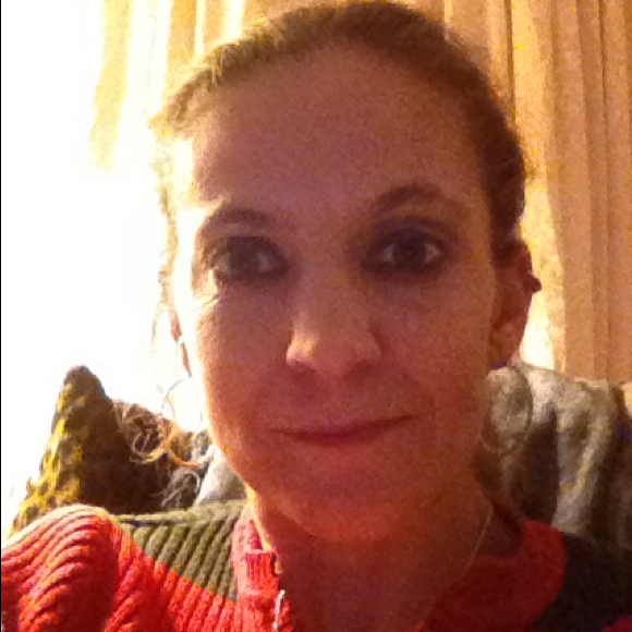 Profile Picture of Jennifer Chiola (@jchiola) on Poshmark
