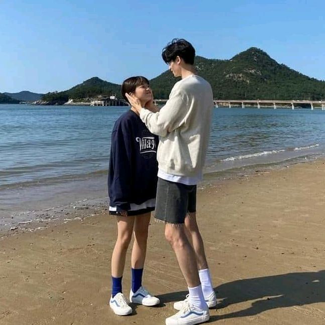 Profile Picture of maydavika (@davikarich) on Tiktok