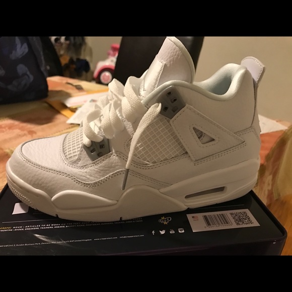 Profile Picture of Brayan Camarillo (@undefined1990) on Poshmark