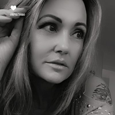 Profile Picture of Jennifer Bennett (@jenthomo78) on Twitter