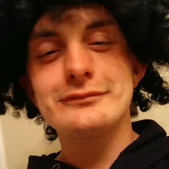 Profile Picture of Jesce Scorsone (@jescescorsone72) on Poshmark