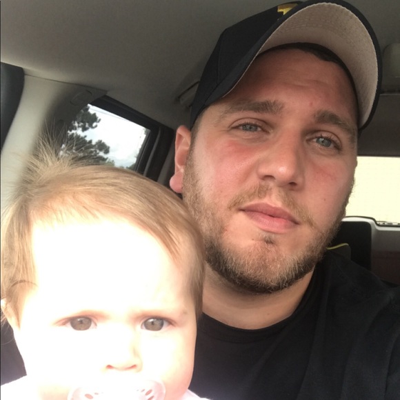 Profile Picture of Nicholas Anderson (@goblue1712) on Poshmark