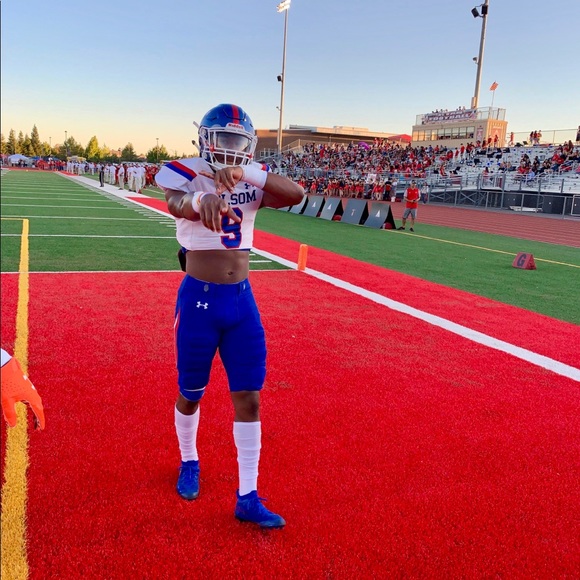 Dave Blackwell - Poshmark Profile Picture of Dave Blackwell (@dasaniboii) on Poshmark