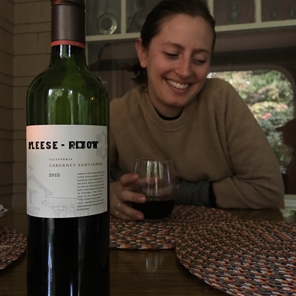 Profile Picture of Elizabeth Root (@elizmrootetc) on Poshmark