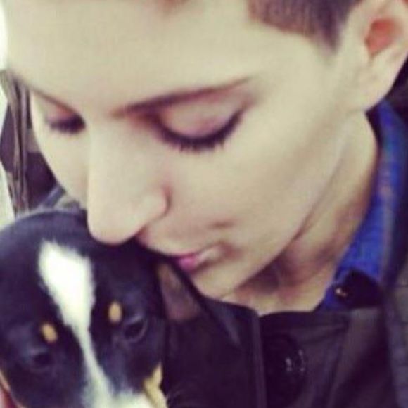 Profile Picture of Cassandra Newberry (@thatgurl) on Poshmark