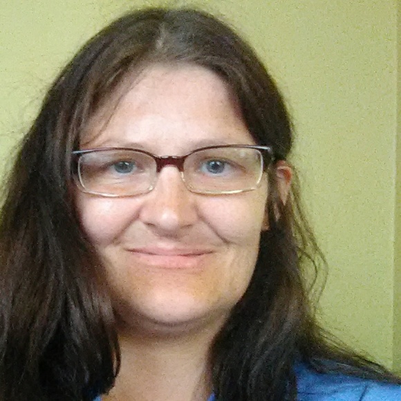 Profile Picture of Nancy Thompson (@nancyjohn8184) on Poshmark