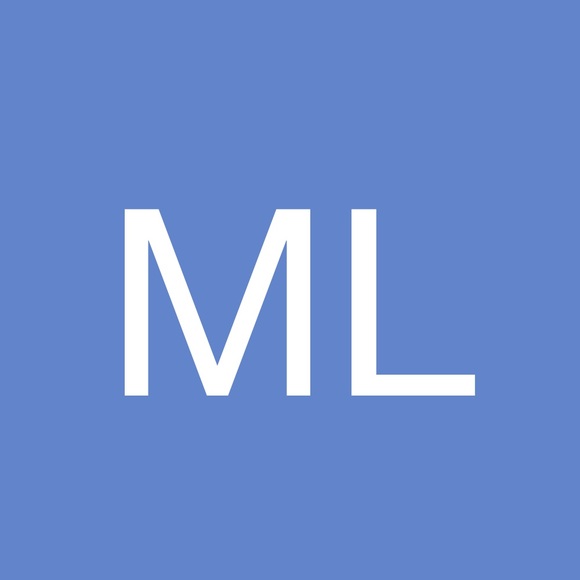 Profile Picture of Marianne Larsen (@marianne_larsen) on Poshmark
