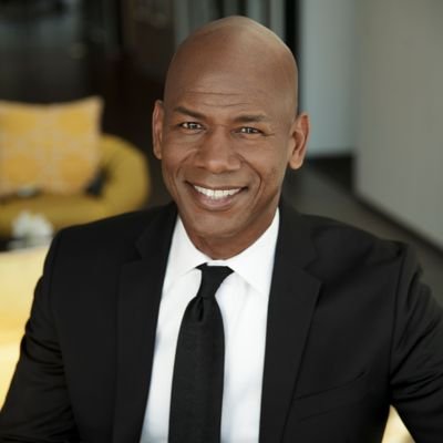 Profile Picture of Kevin Mason (@HeyGuysItsKev) on Twitter