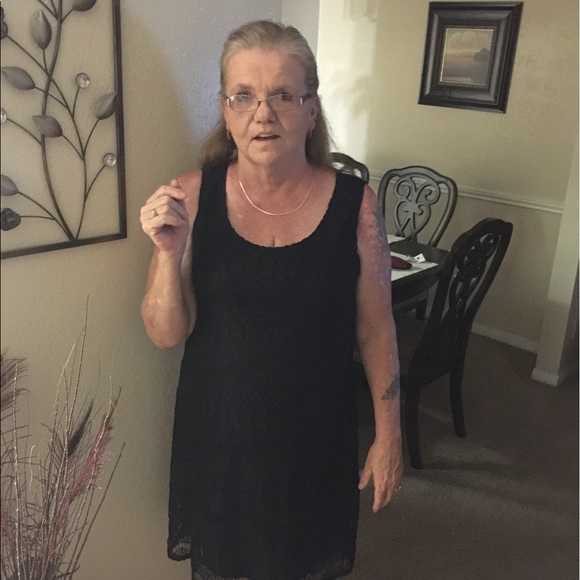 Profile Picture of Inge Caldwell (@mmarion211) on Poshmark