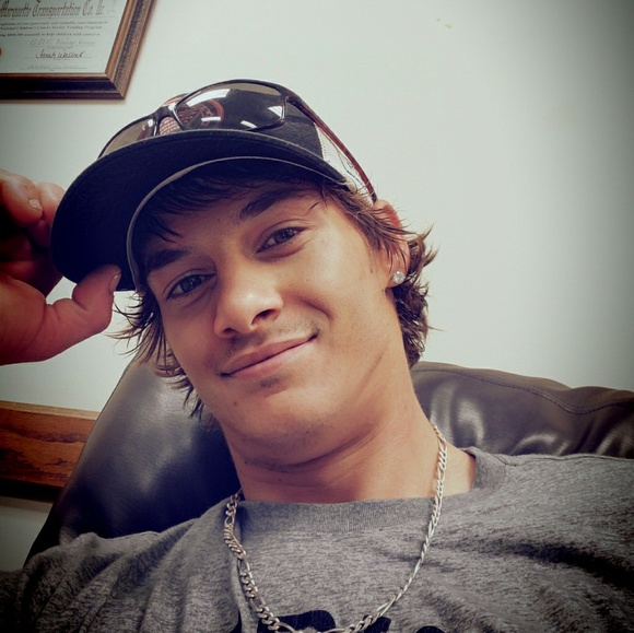 Profile Picture of Tilghman Fulcher (@tilghmanfulcher) on Poshmark