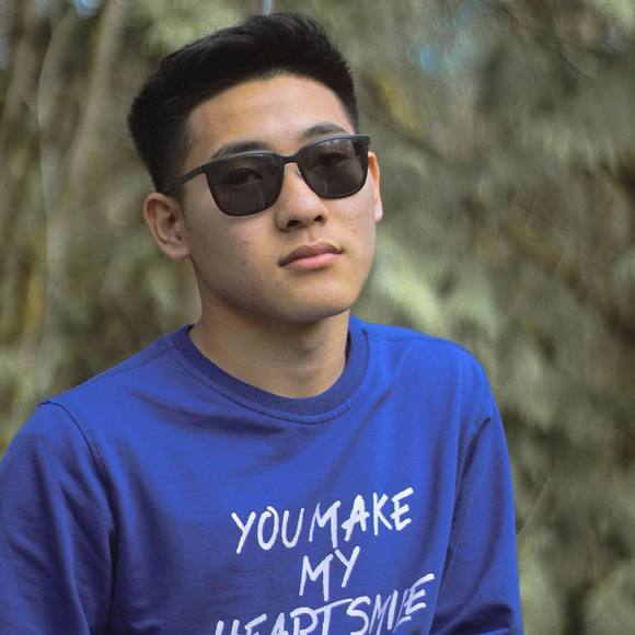 Profile Picture of Boaz jong sun Chung (@buazchung) on Poshmark