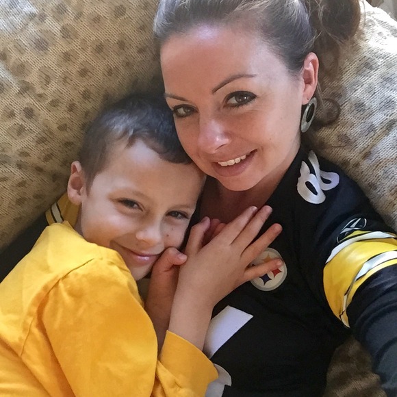 Profile Picture of Lauren Afdahl (@ljmontag) on Poshmark