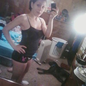 Profile Picture of Amanda Levine (@baby_mama201090) on Myspace