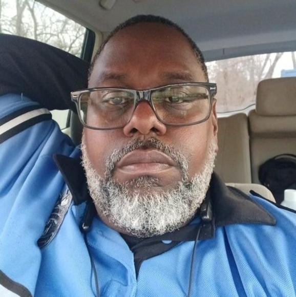 Profile Picture of Shawn Hicks (@shawnhicks707) on Poshmark