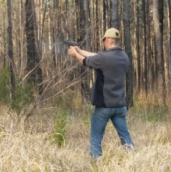 Randy Rainey - Poshmark Profile Picture of Randy Rainey (@bound4trouble) on Poshmark