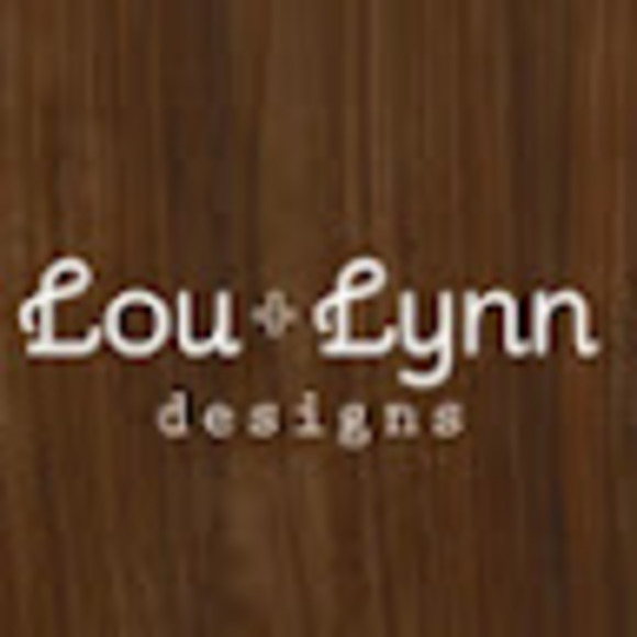 Profile Picture of Christina Dirks (@christina312123) on Poshmark